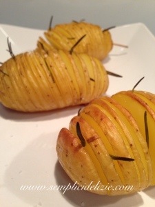 Patate al Forno Burro e Rosmarino