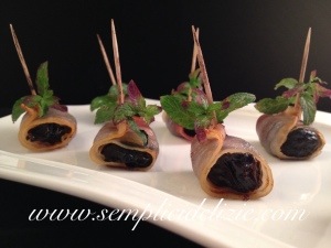 Involtini di Prugne e Pancetta Affumicata