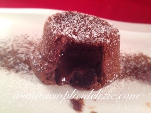 Muffin con Cuore di Cioccolato Fondente