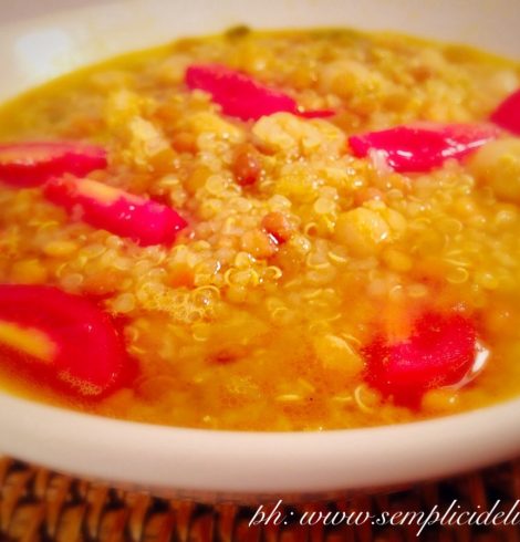 Zuppa di Quinoa, Ceci e Lenticchie